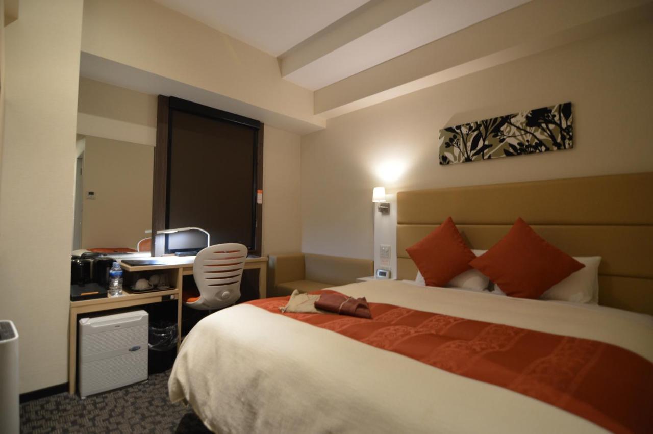 Queens Hotel Chitose Chitose  Zewnętrze zdjęcie