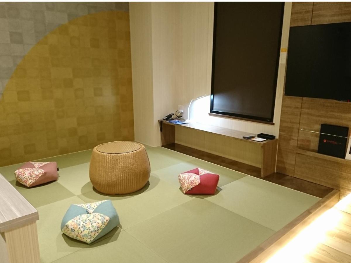 Queens Hotel Chitose Chitose  Zewnętrze zdjęcie