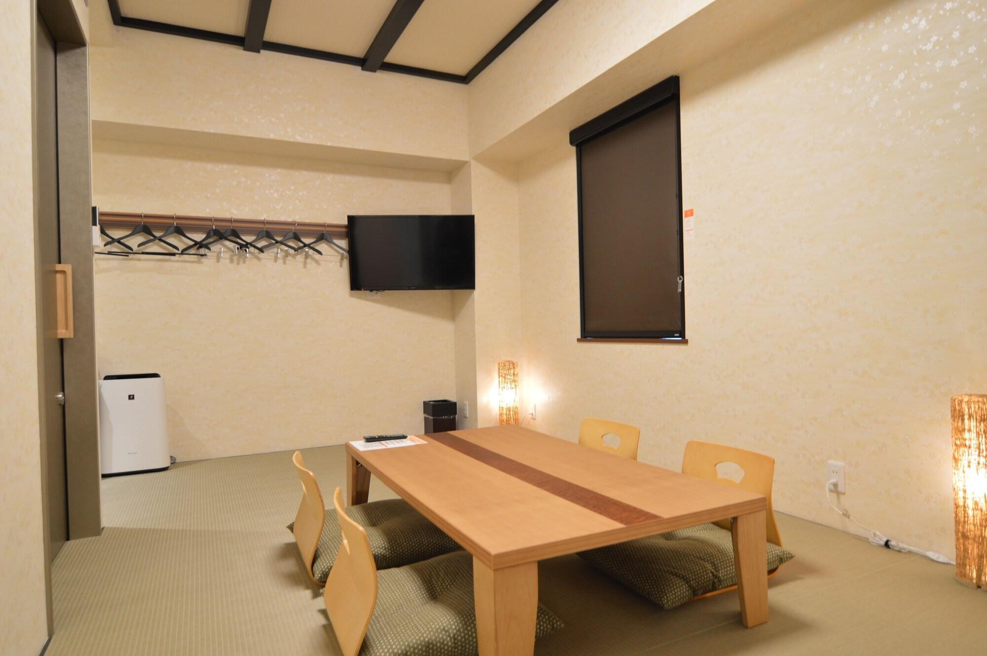 Queens Hotel Chitose Chitose  Zewnętrze zdjęcie